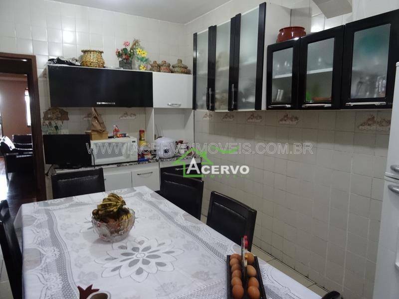 Casa à venda com 3 quartos, 108m² - Foto 6