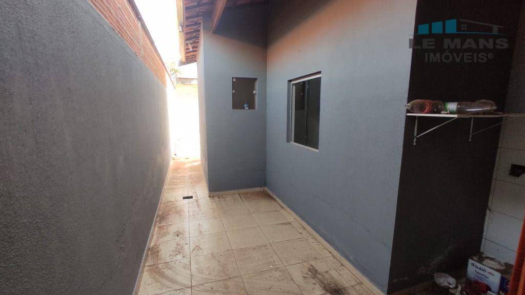 Casa à venda com 2 quartos, 74m² - Foto 12