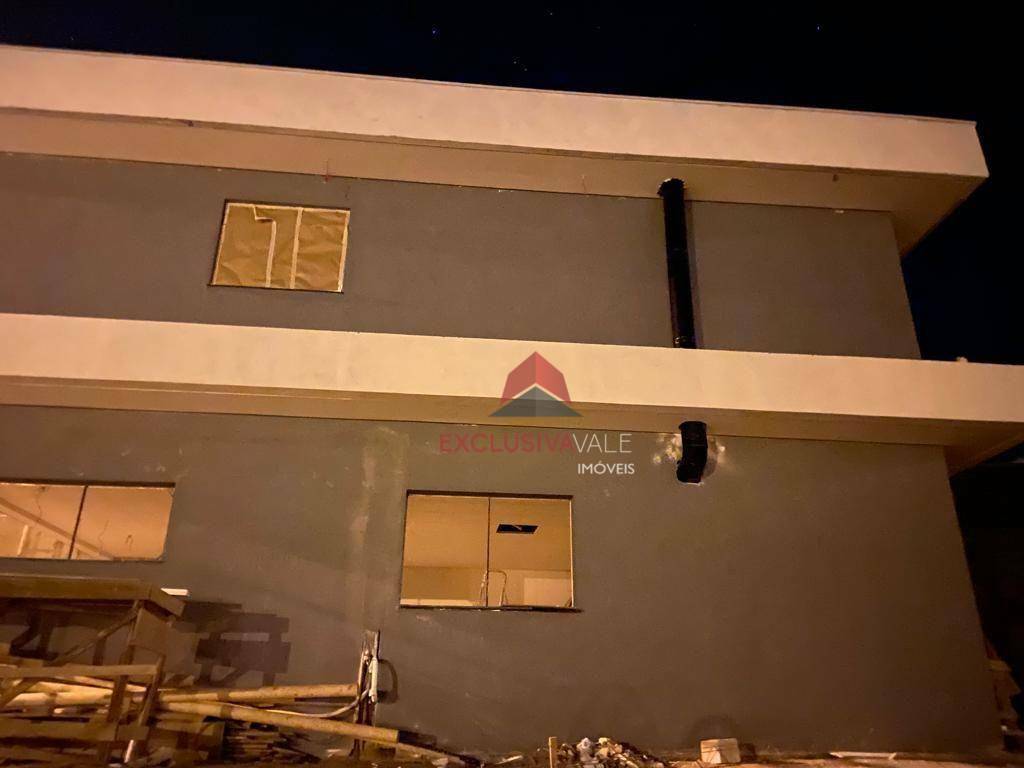 Casa de Condomínio à venda com 5 quartos, 387m² - Foto 3