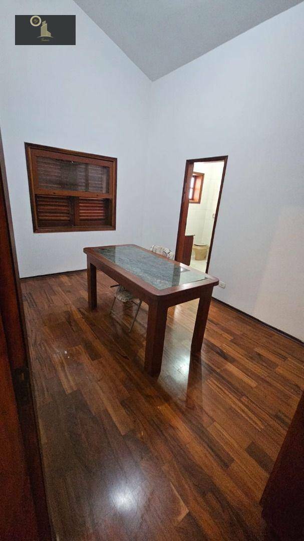 Casa de Condomínio à venda com 4 quartos, 450m² - Foto 24