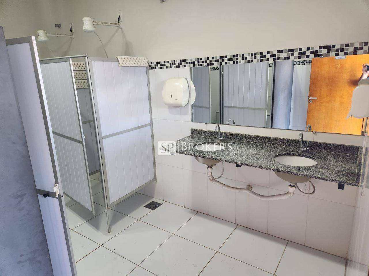 Chácara à venda com 1 quarto, 180m² - Foto 14