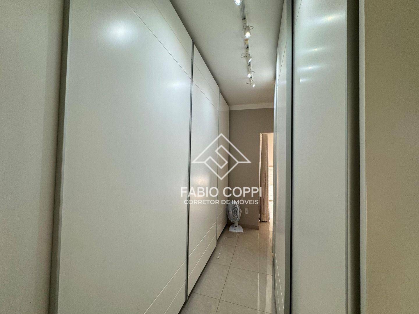 Casa de Condomínio à venda com 4 quartos, 414m² - Foto 35