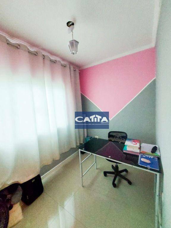 Casa à venda com 4 quartos, 200m² - Foto 32