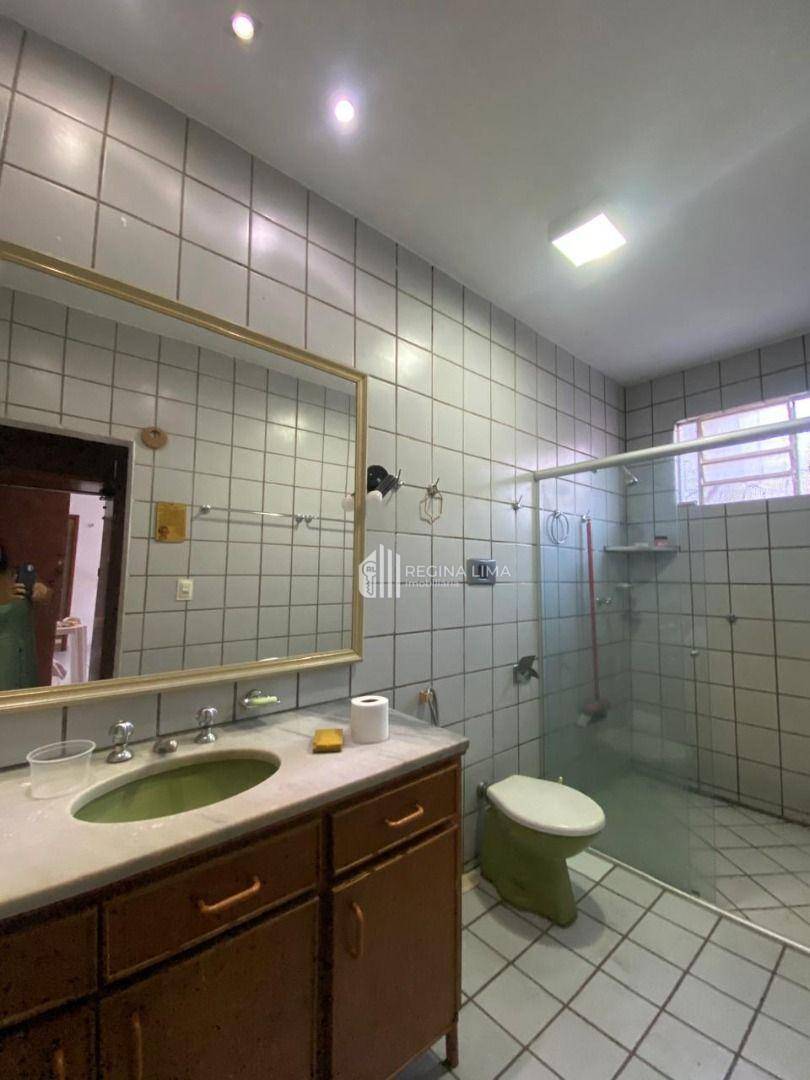 Casa de Condomínio à venda com 3 quartos, 300m² - Foto 9