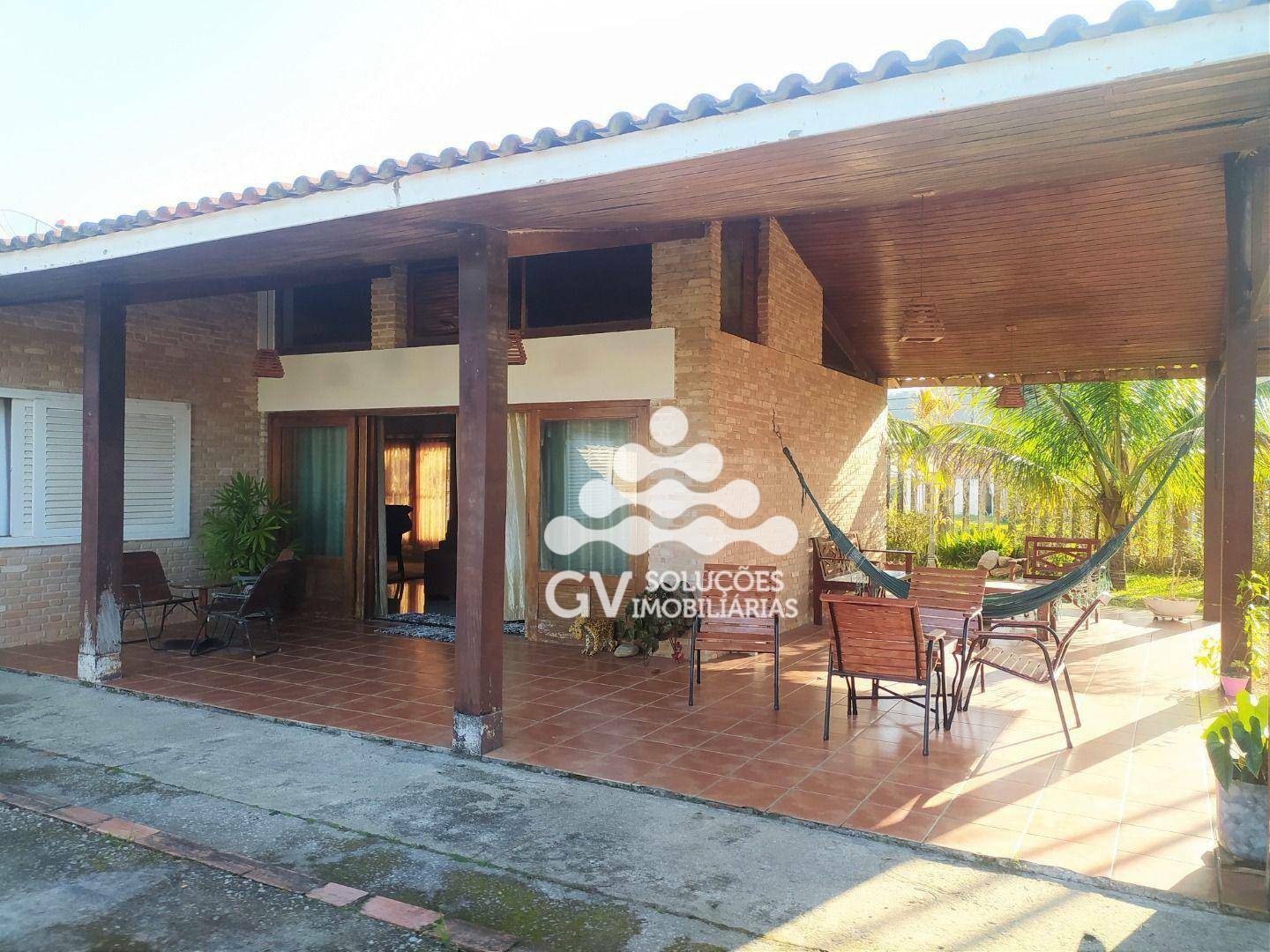 Casa à venda com 5 quartos, 247m² - Foto 4