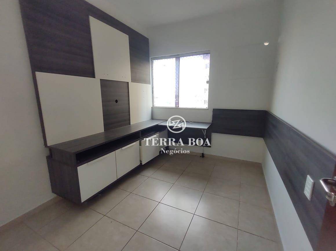 Apartamento para alugar com 3 quartos, 72m² - Foto 4