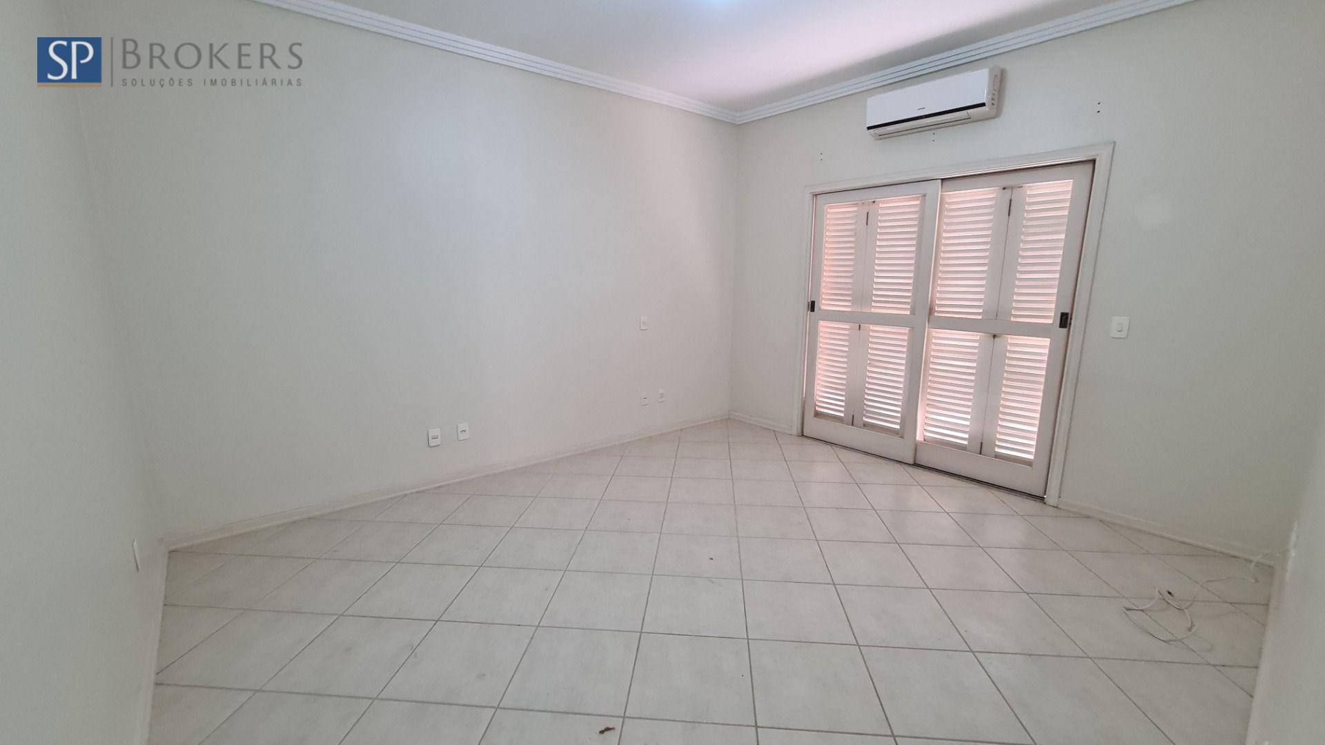 Casa de Condomínio à venda com 3 quartos, 370m² - Foto 22