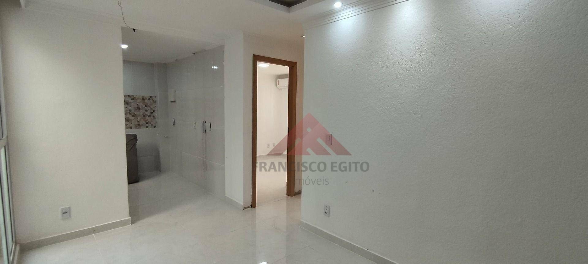 Apartamento à venda com 2 quartos, 42m² - Foto 3