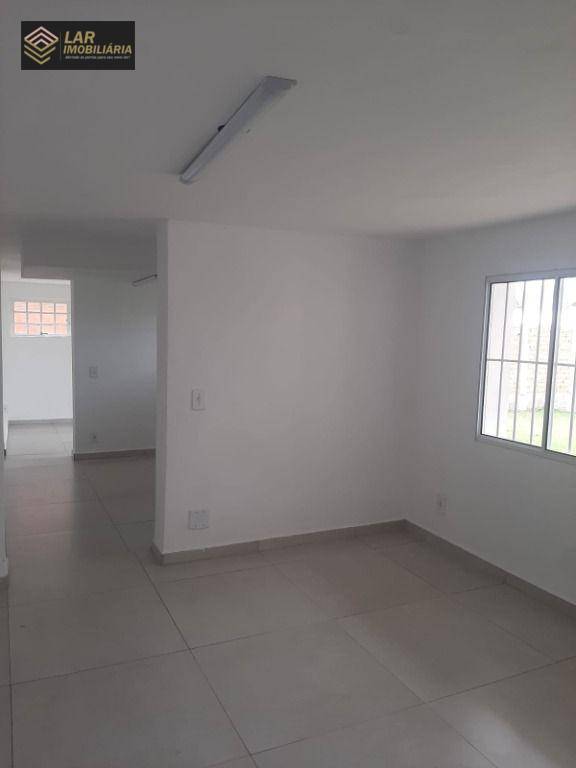 Casa de Condomínio para alugar com 4 quartos, 400m² - Foto 37