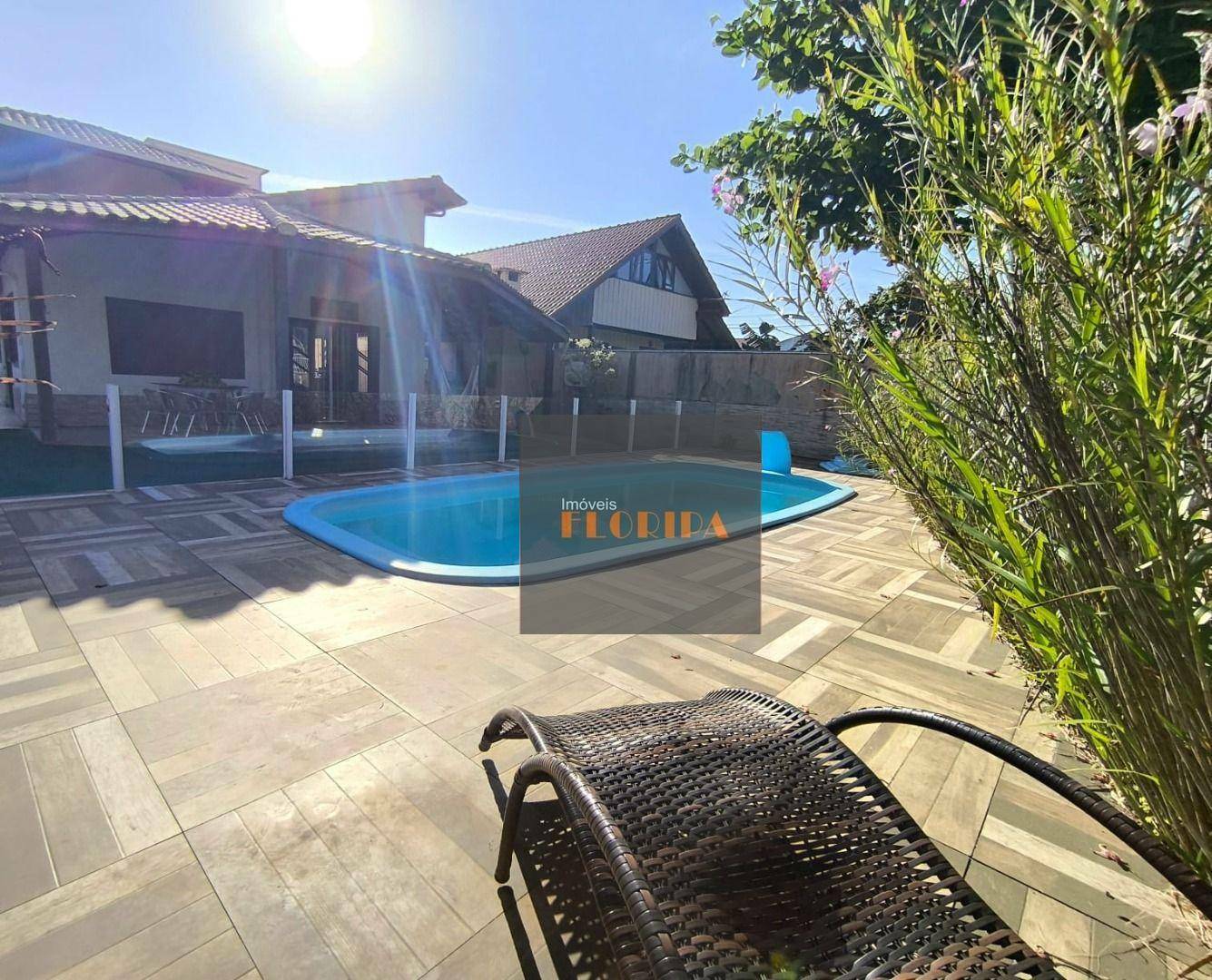 Casa à venda com 4 quartos, 200m² - Foto 5