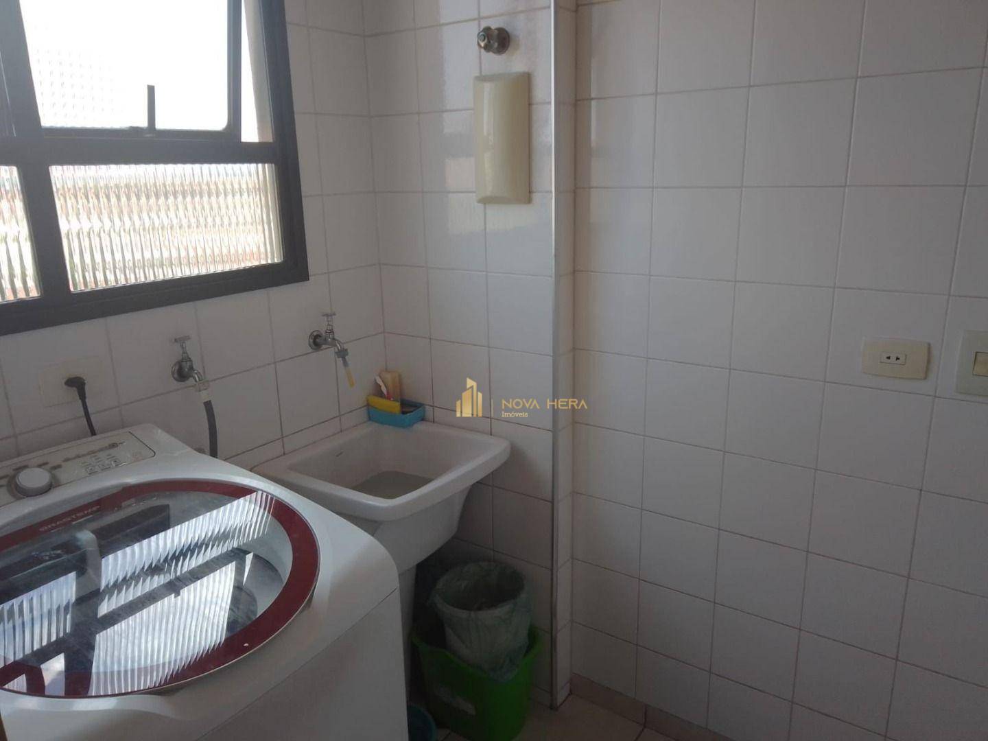 Apartamento à venda com 2 quartos, 61m² - Foto 17