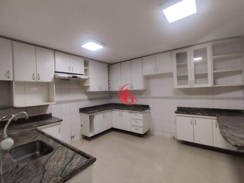 Sobrado à venda e aluguel com 3 quartos, 320m² - Foto 6