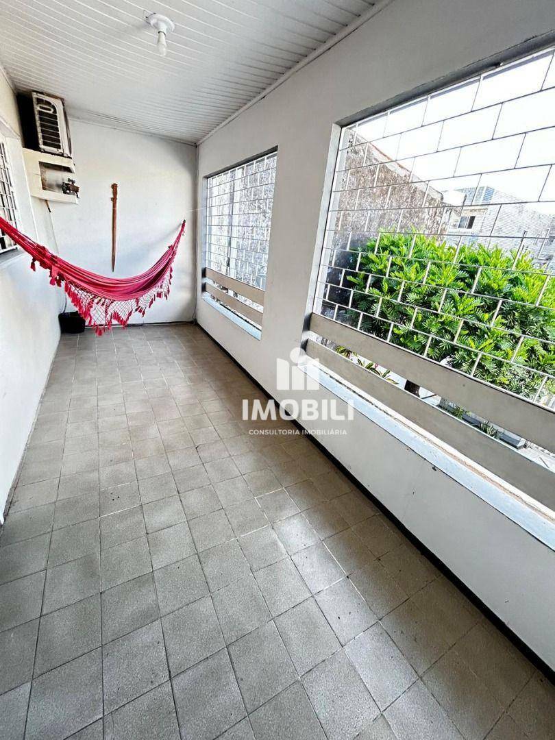 Casa à venda com 3 quartos, 165m² - Foto 13