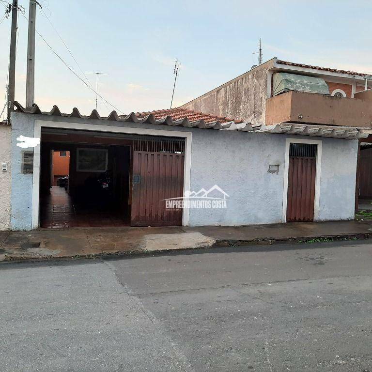 Casa à venda com 3 quartos, 264m² - Foto 2