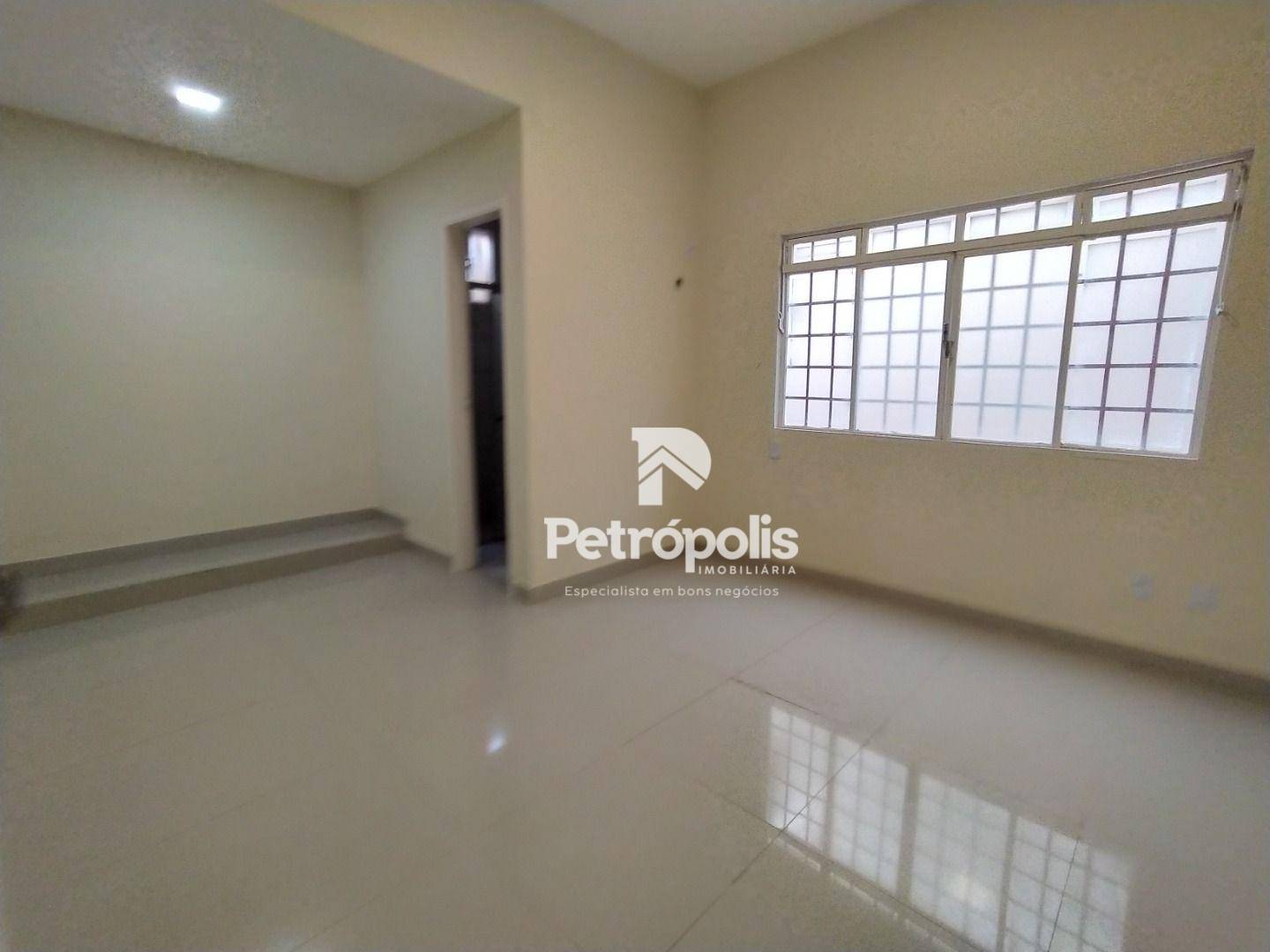 Casa à venda com 4 quartos, 321m² - Foto 13