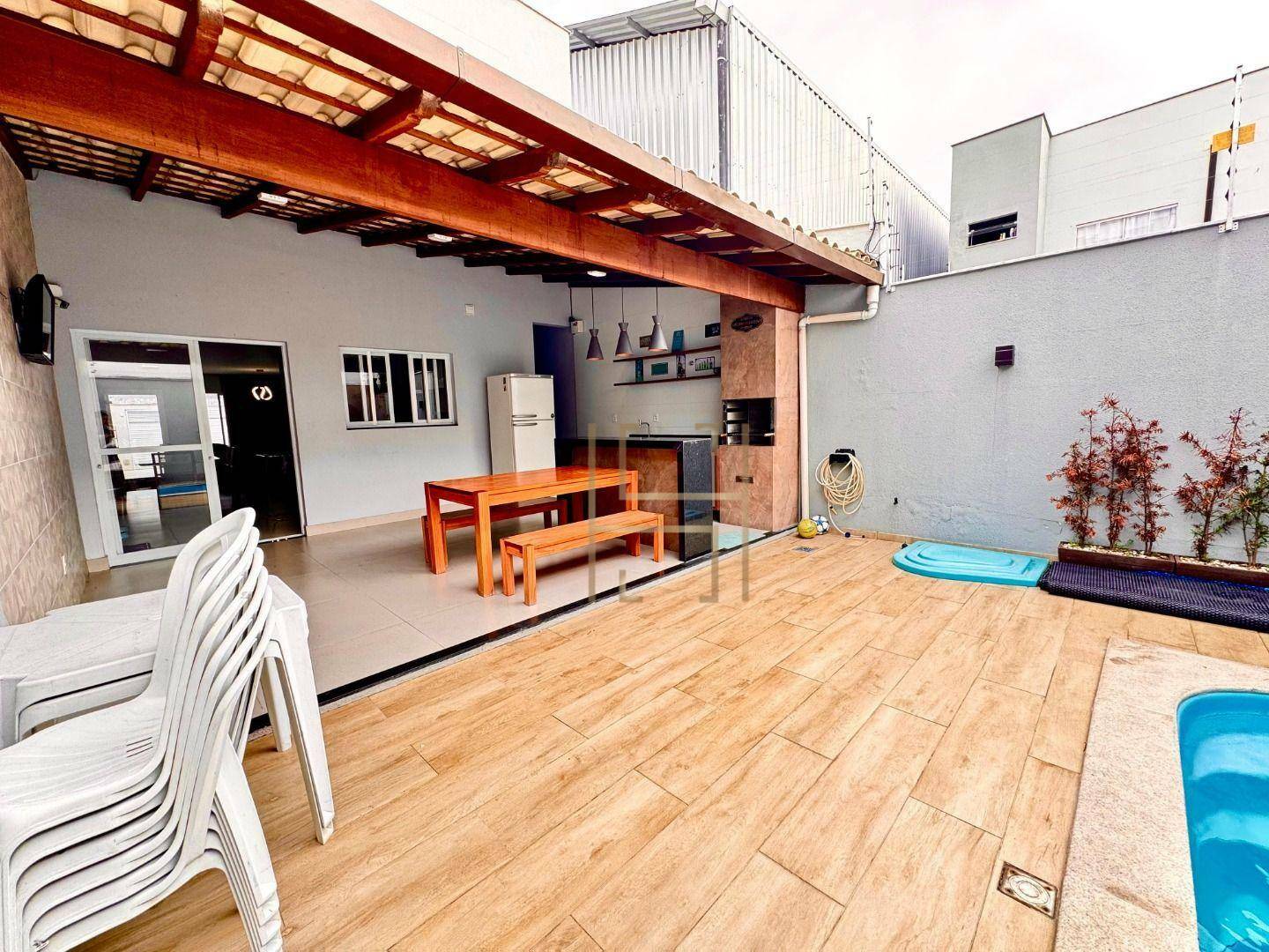 Casa, 3 quartos, 220 m² - Foto 8