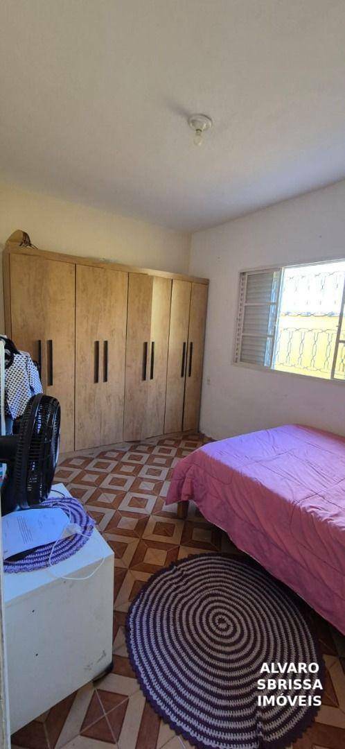 Casa à venda com 2 quartos, 128m² - Foto 5