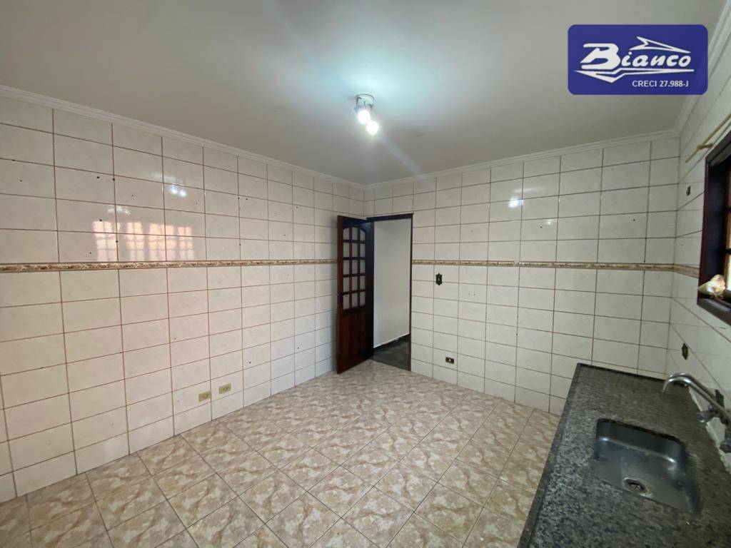 Sobrado à venda com 3 quartos, 180m² - Foto 11