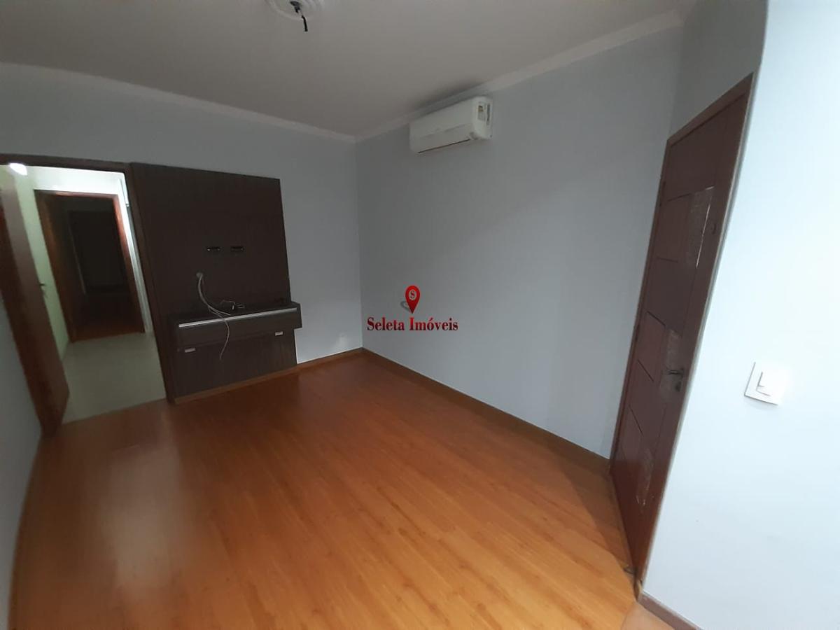 Casa à venda com 2 quartos, 150m² - Foto 9