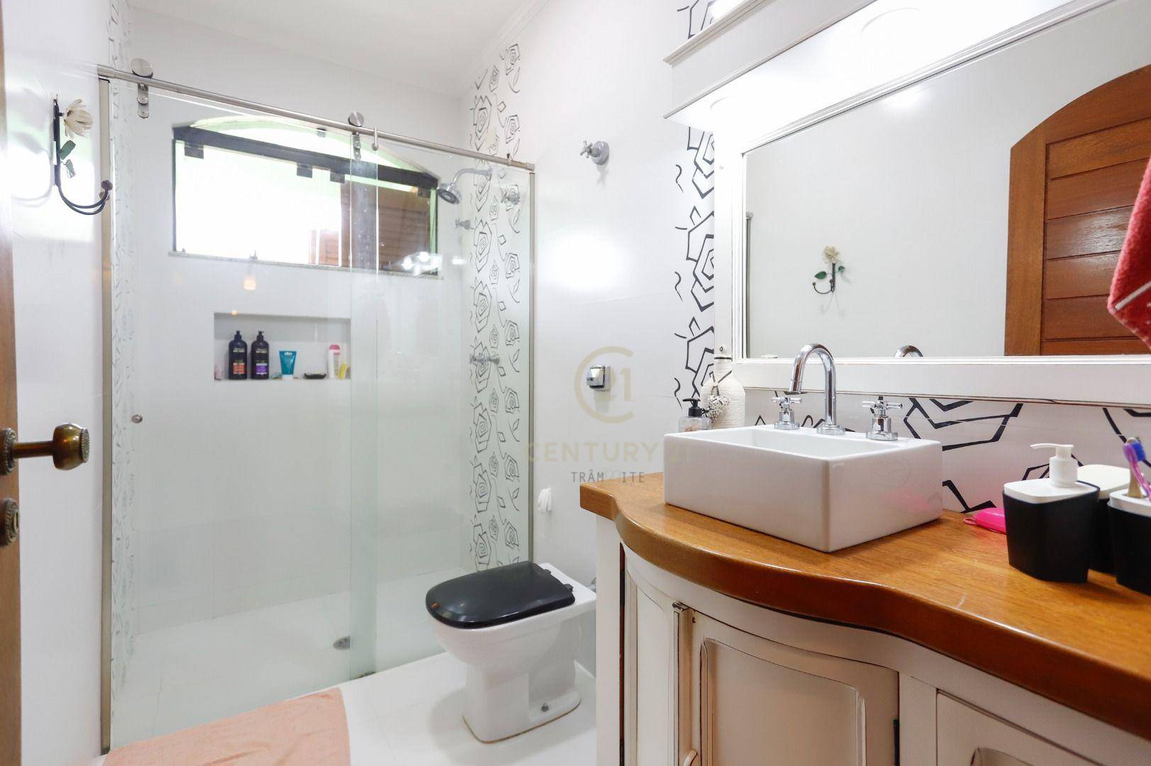 Casa de Condomínio à venda com 4 quartos, 400m² - Foto 24