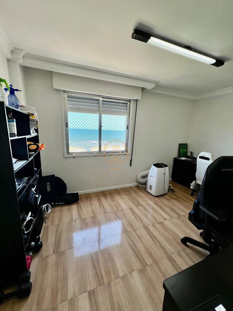 Apartamento à venda com 3 quartos, 144m² - Foto 15