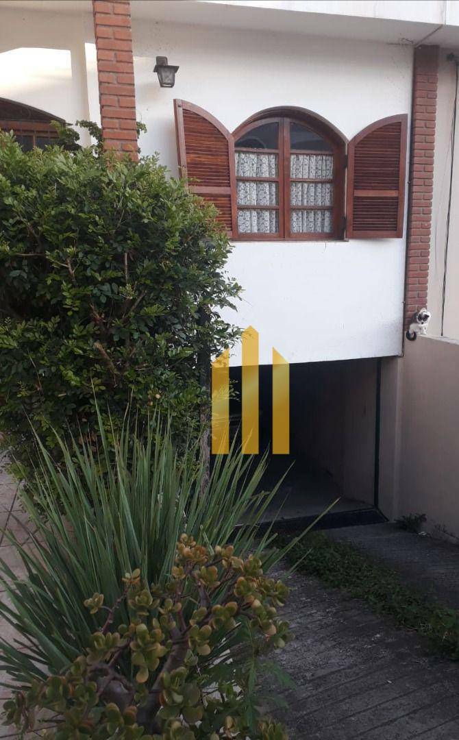 Sobrado à venda com 3 quartos, 246m² - Foto 3