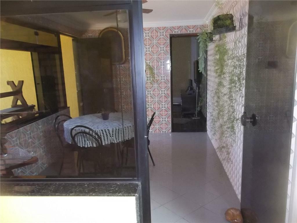 Casa à venda com 3 quartos, 173m² - Foto 8