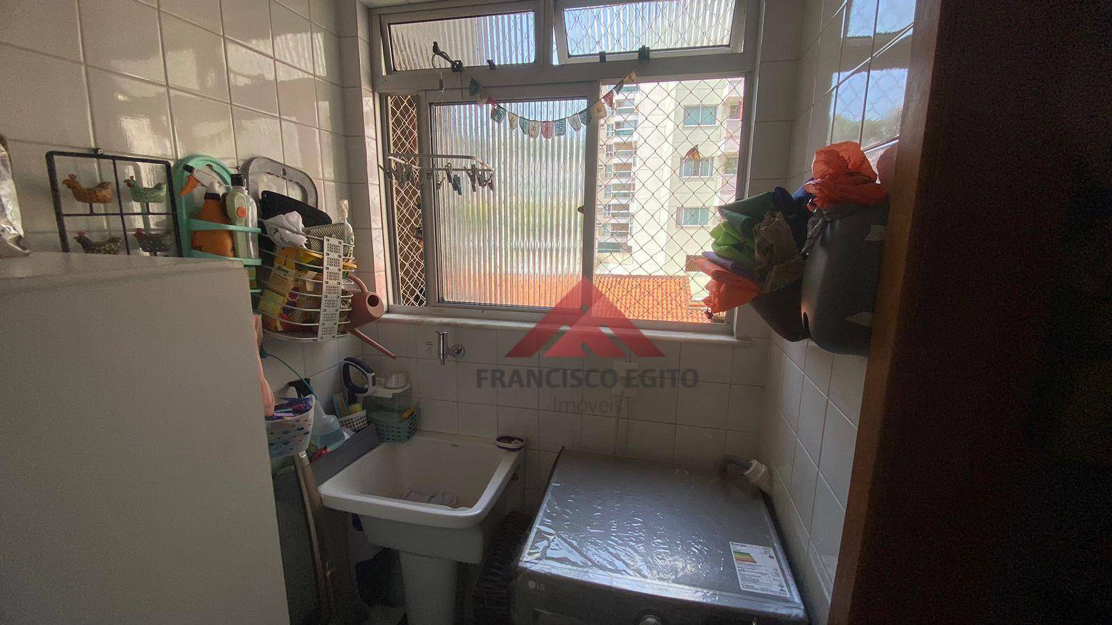 Apartamento à venda com 2 quartos, 75m² - Foto 19