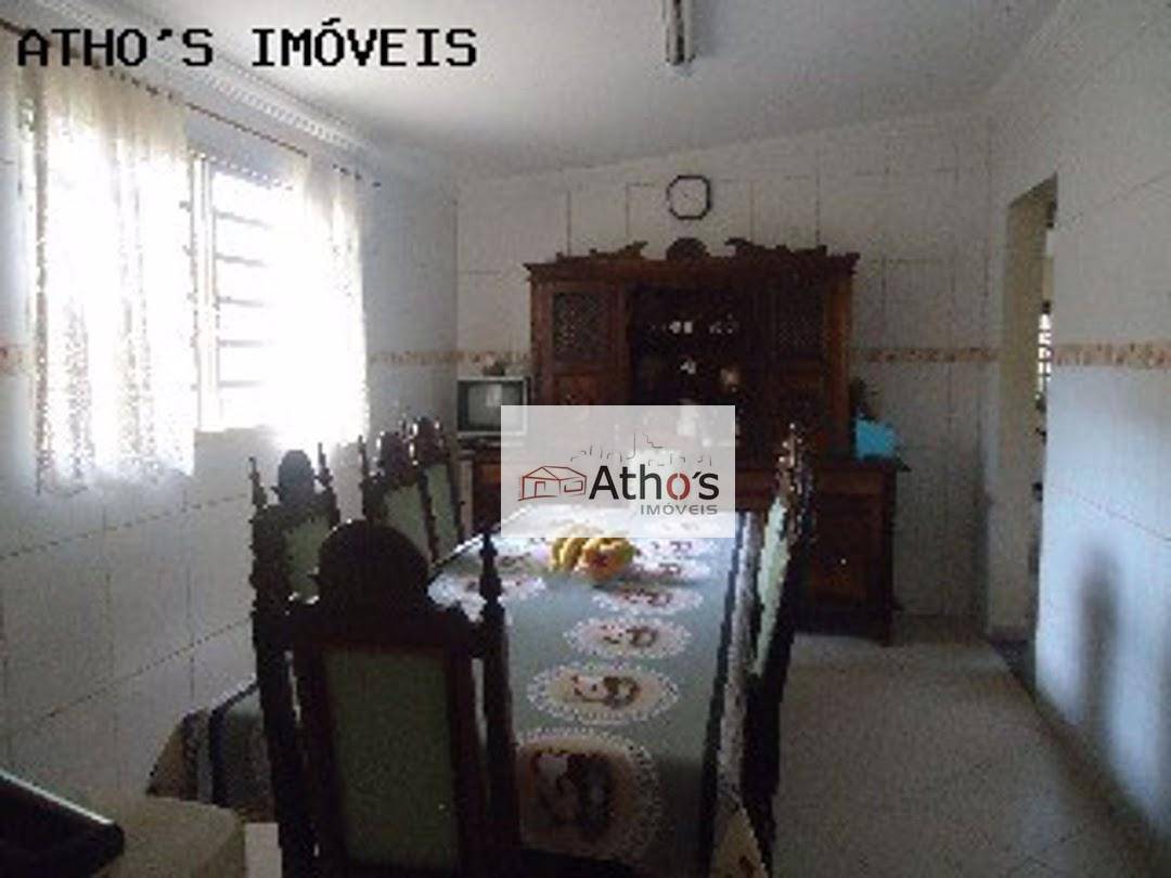 Casa à venda com 5 quartos, 191m² - Foto 3