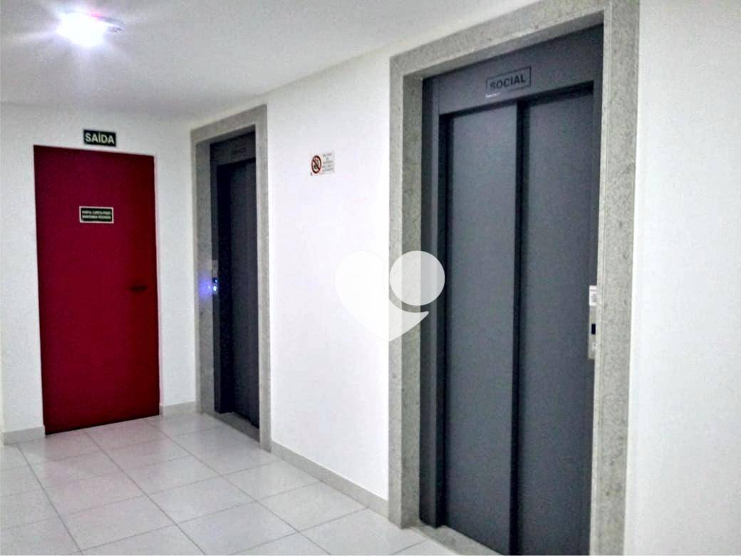 Apartamento para alugar com 2 quartos, 75m² - Foto 27