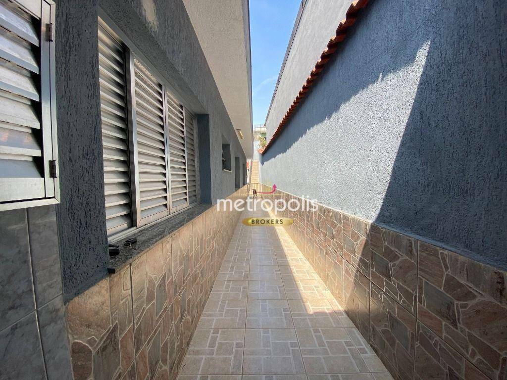 Casa à venda com 3 quartos, 250m² - Foto 10