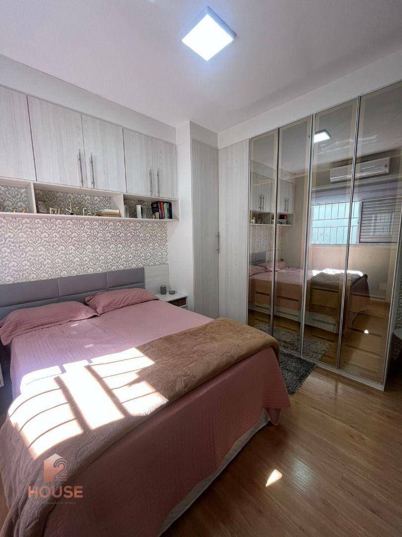 Casa à venda com 3 quartos, 180m² - Foto 13