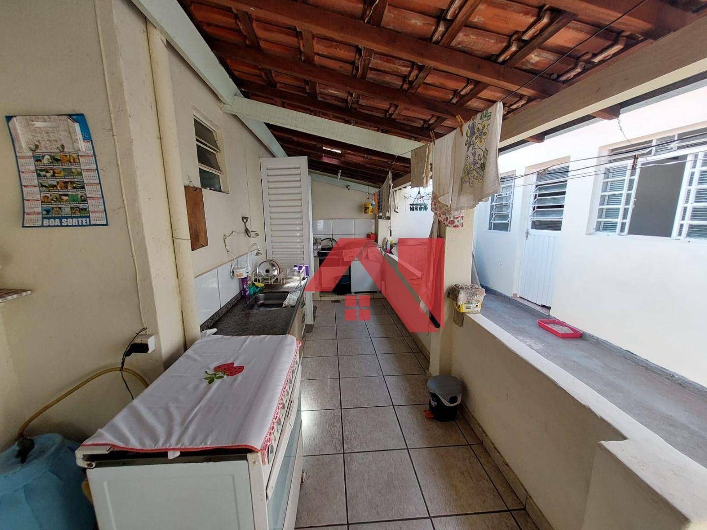 Casa à venda com 3 quartos, 120m² - Foto 10