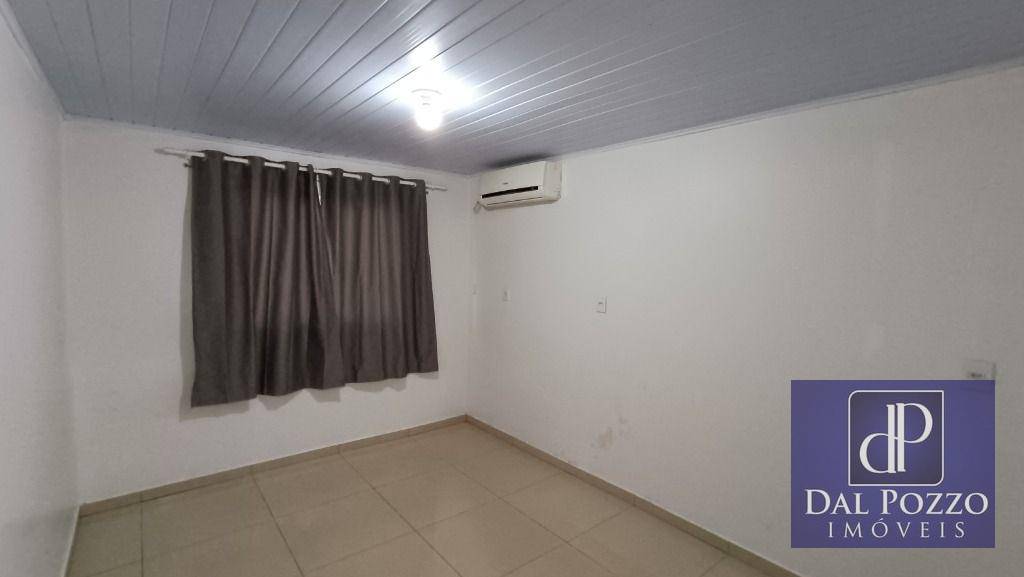 Casa à venda com 2 quartos, 69m² - Foto 9