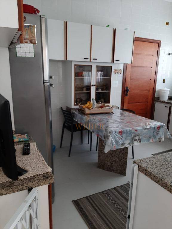 Sobrado à venda com 2 quartos, 250m² - Foto 10