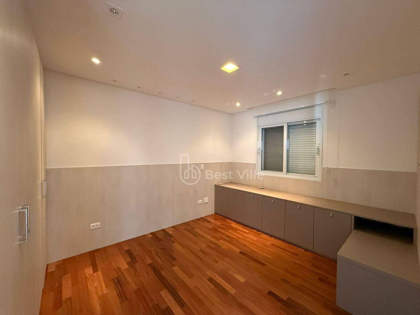 Casa de Condomínio para alugar com 4 quartos, 600m² - Foto 15