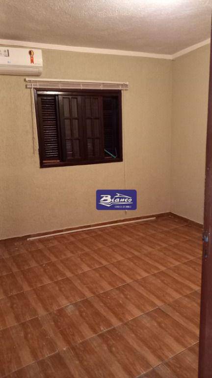 Sobrado à venda com 4 quartos, 234m² - Foto 24