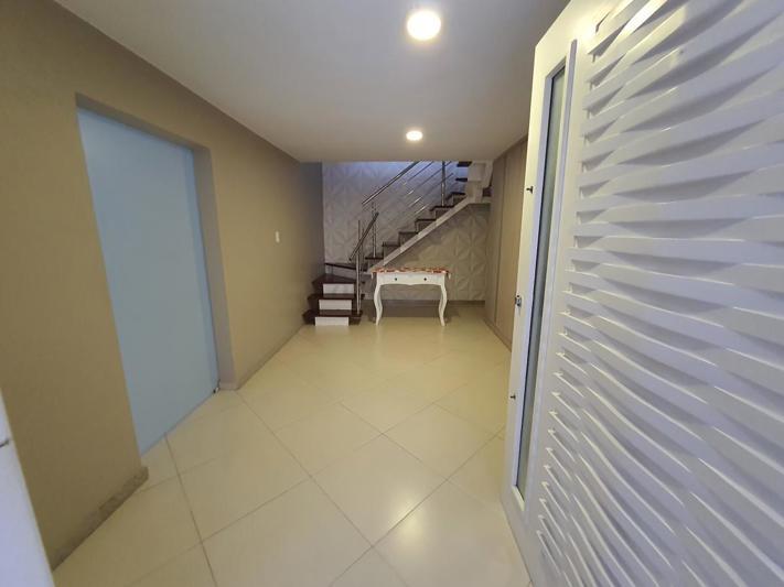 Casa à venda com 4 quartos, 233m² - Foto 35