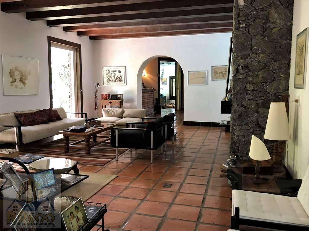 Casa de Condomínio à venda com 3 quartos, 2385m² - Foto 4