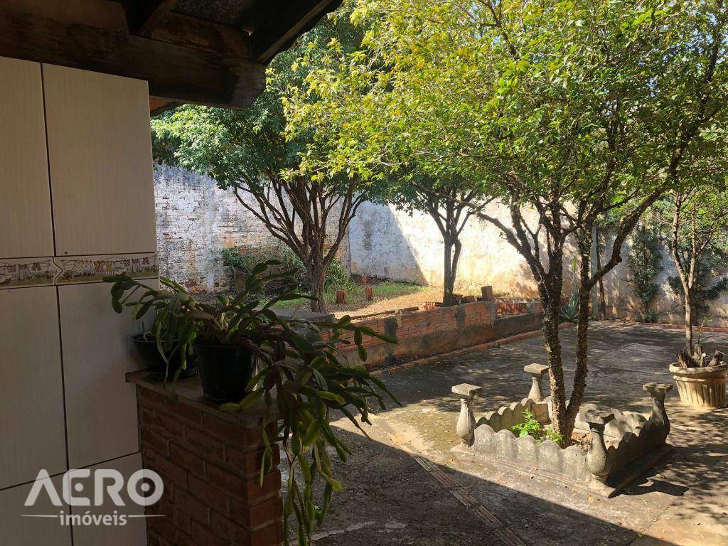 Casa, 4 quartos, 227 m² - Foto 9