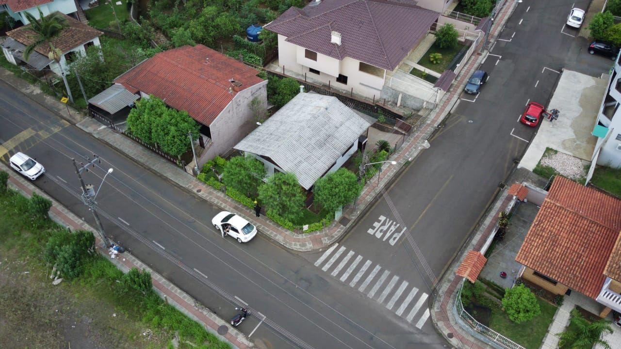 Casa à venda com 3 quartos, 63m² - Foto 2