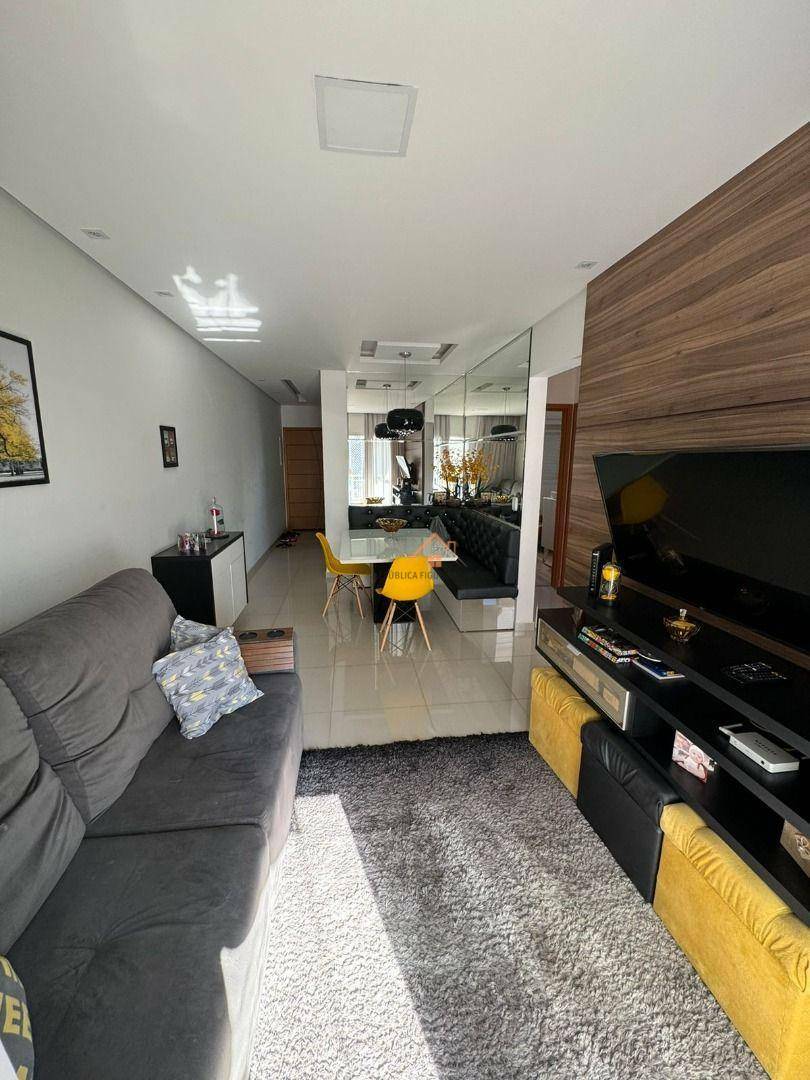 Apartamento à venda com 2 quartos, 63m² - Foto 4