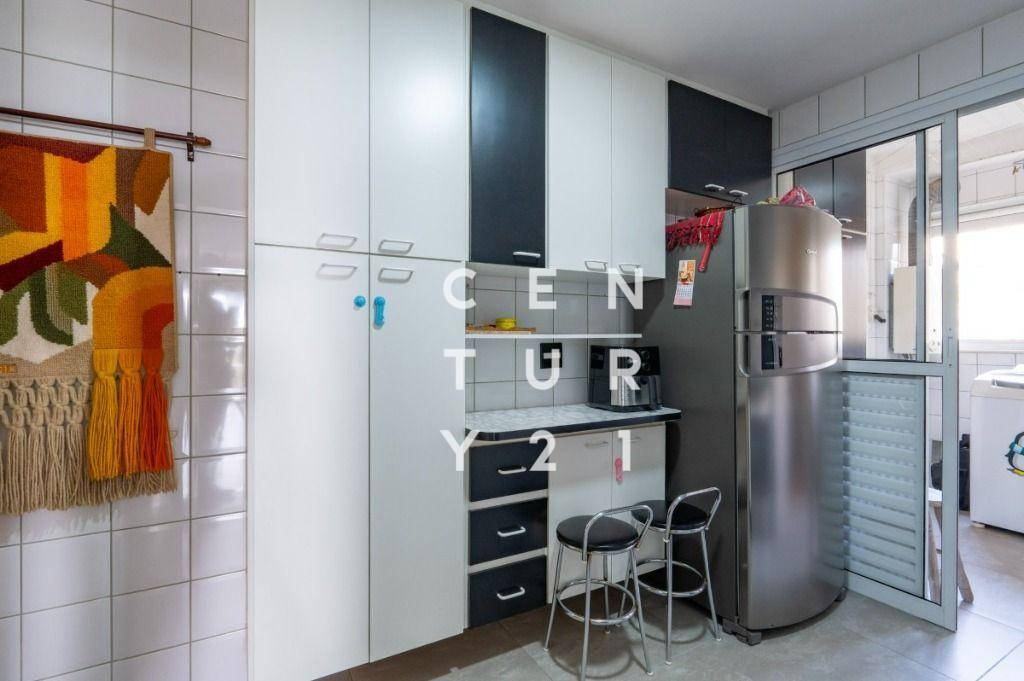 Apartamento à venda com 3 quartos, 92m² - Foto 31