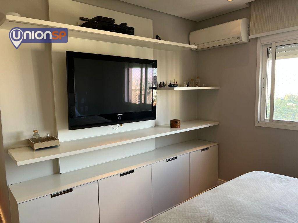 Apartamento à venda com 3 quartos, 200m² - Foto 7