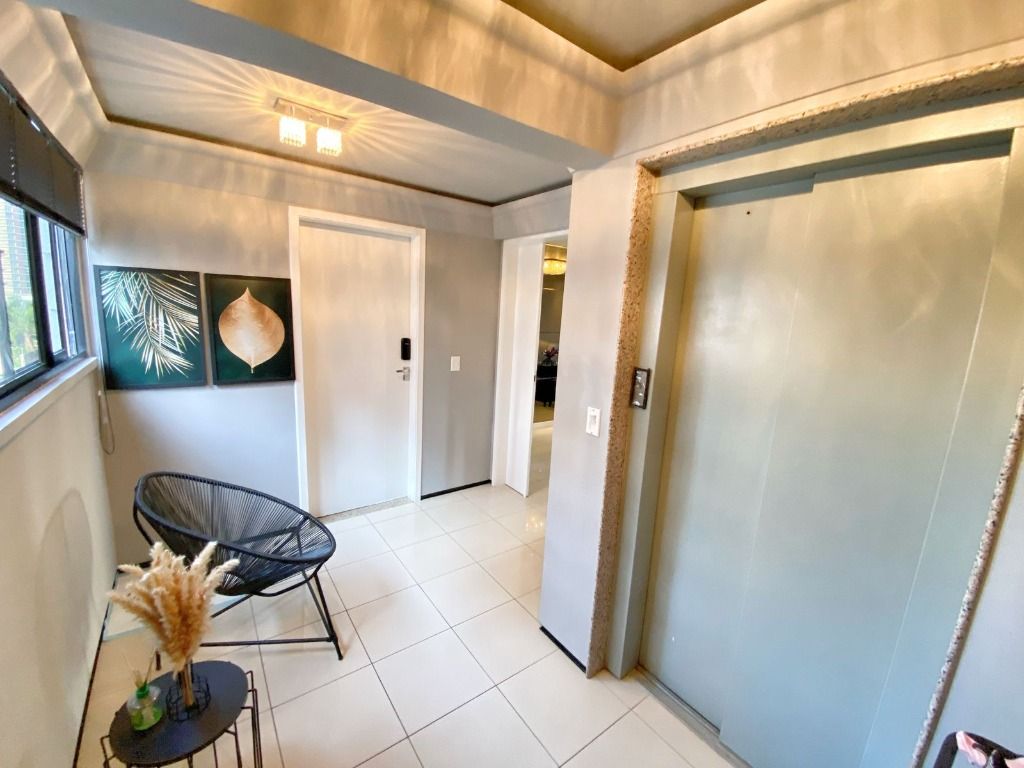 Apartamento à venda com 3 quartos, 166m² - Foto 3