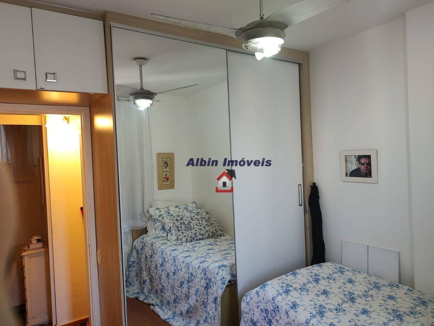 Apartamento à venda com 2 quartos, 75m² - Foto 10