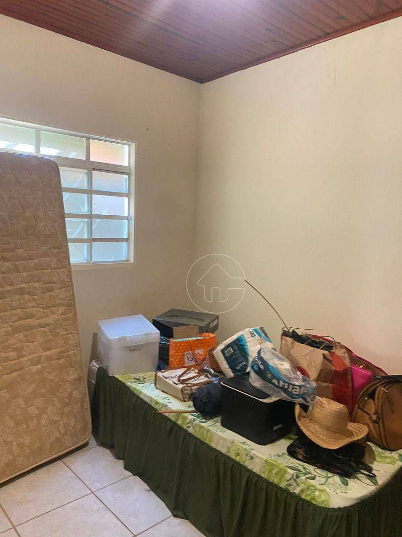 Casa para alugar com 4 quartos, 130m² - Foto 12