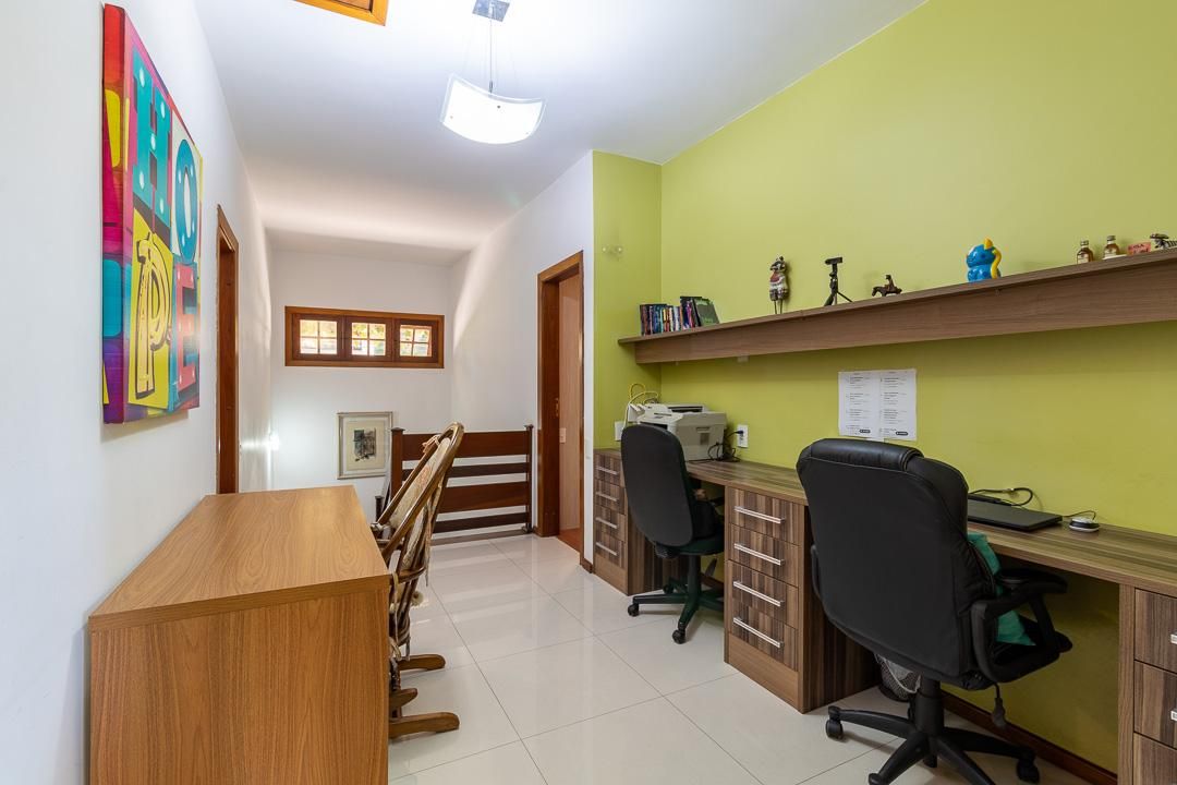 Casa de Condomínio à venda com 4 quartos, 350m² - Foto 48