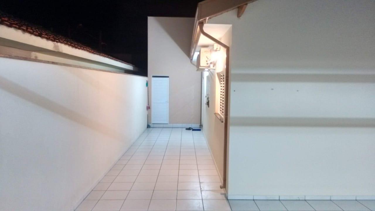 Casa à venda com 3 quartos, 250m² - Foto 23