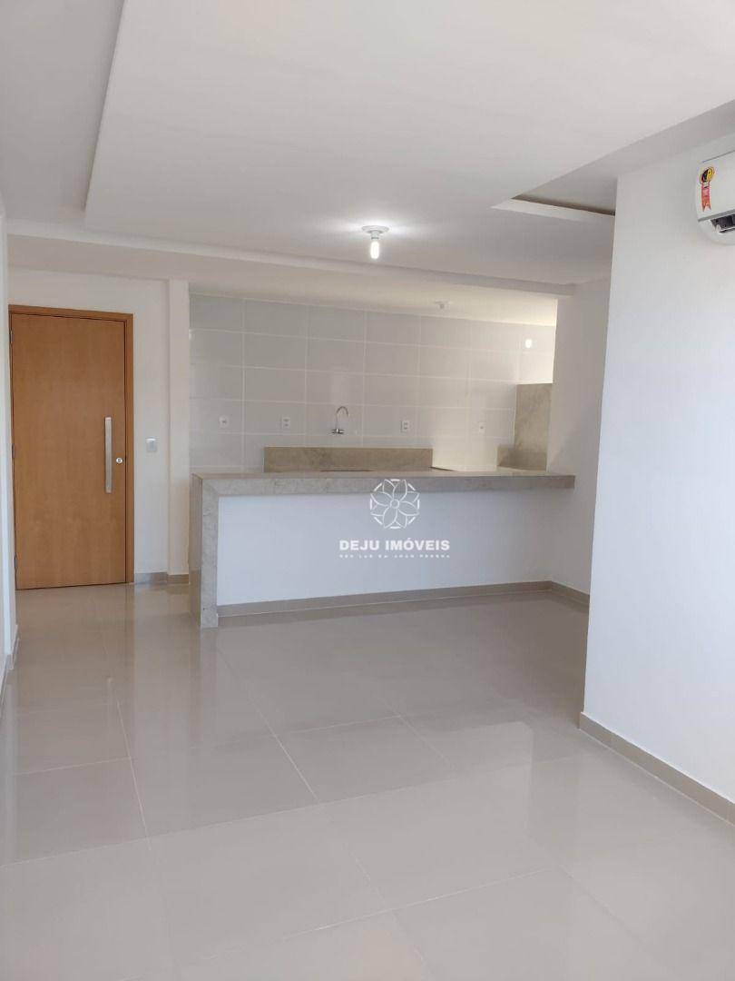 Apartamento à venda com 3 quartos, 72m² - Foto 1